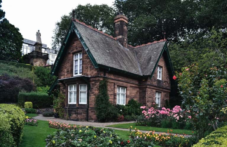 House 6